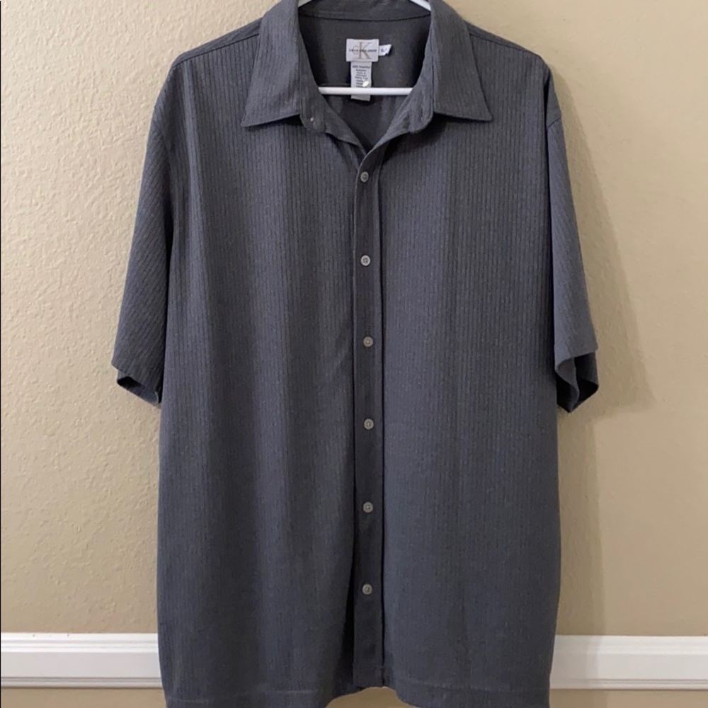 CALVIN KLEIN Men’s Gray Button Down Shirt Size XL EUC